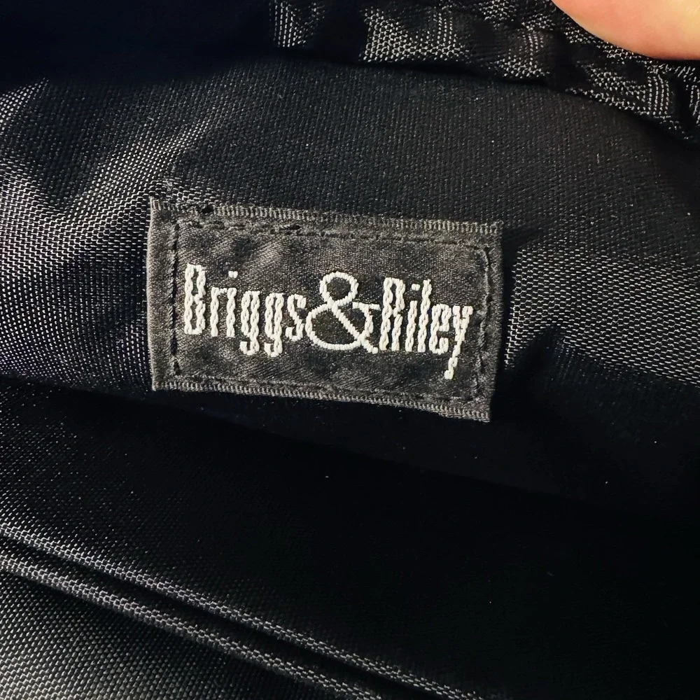 Briggs & Riley Travelware 17